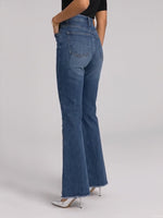 Casual Floral Embroidery Flared Jeans