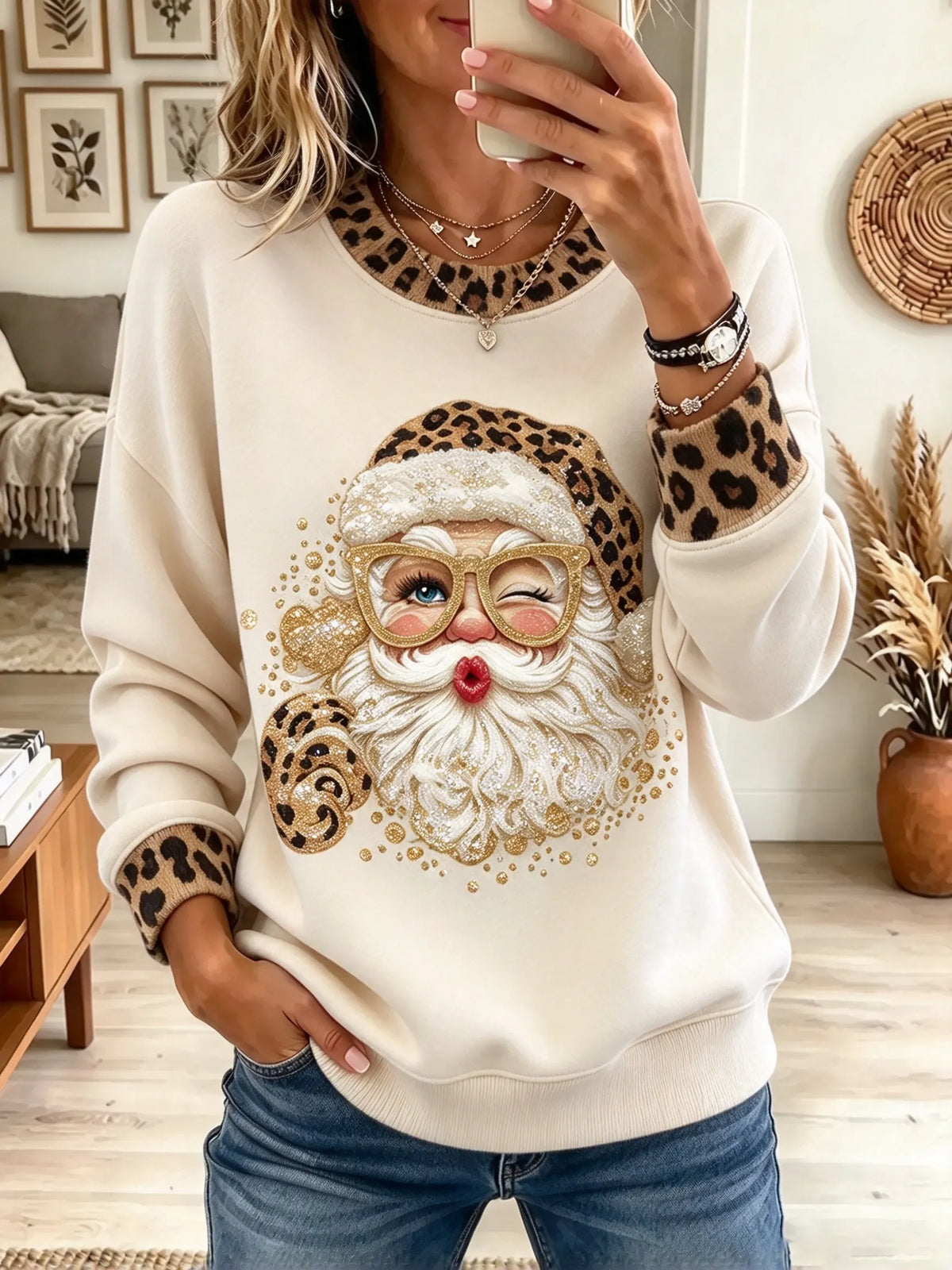 Women's Leopard Santa Graphic Sweatshirt