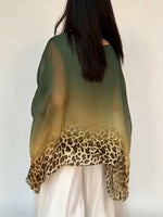 Women's Gradient Printed Crew Neck 3/4 Batwing Sleeve Casual Loose Chiffon Top