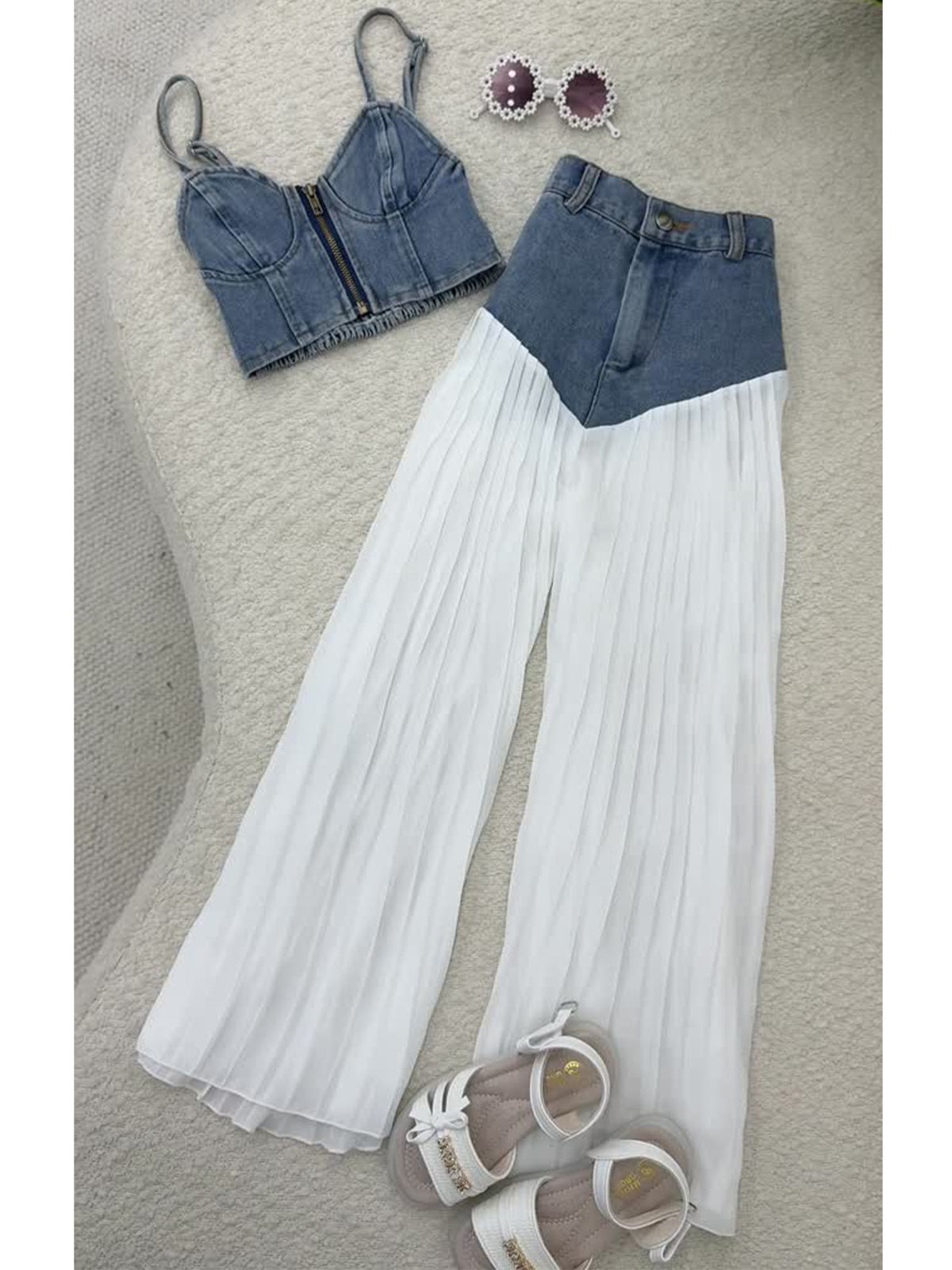 Fashionable Casual Zip-up Denim Camisole Top And Patchwork White Pleated Chiffon Jeans Two-piece Set