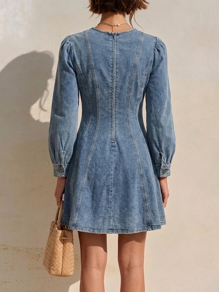 Vintage-style Long-sleeve A-line Denim Dress With A Round Neck And Waist-cinching, Slimming Fit