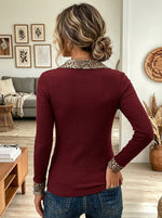 Women's Colorblock V-Neck Ribbed Knit Long Sleeve Top with Snake Print Collar & Cuffs